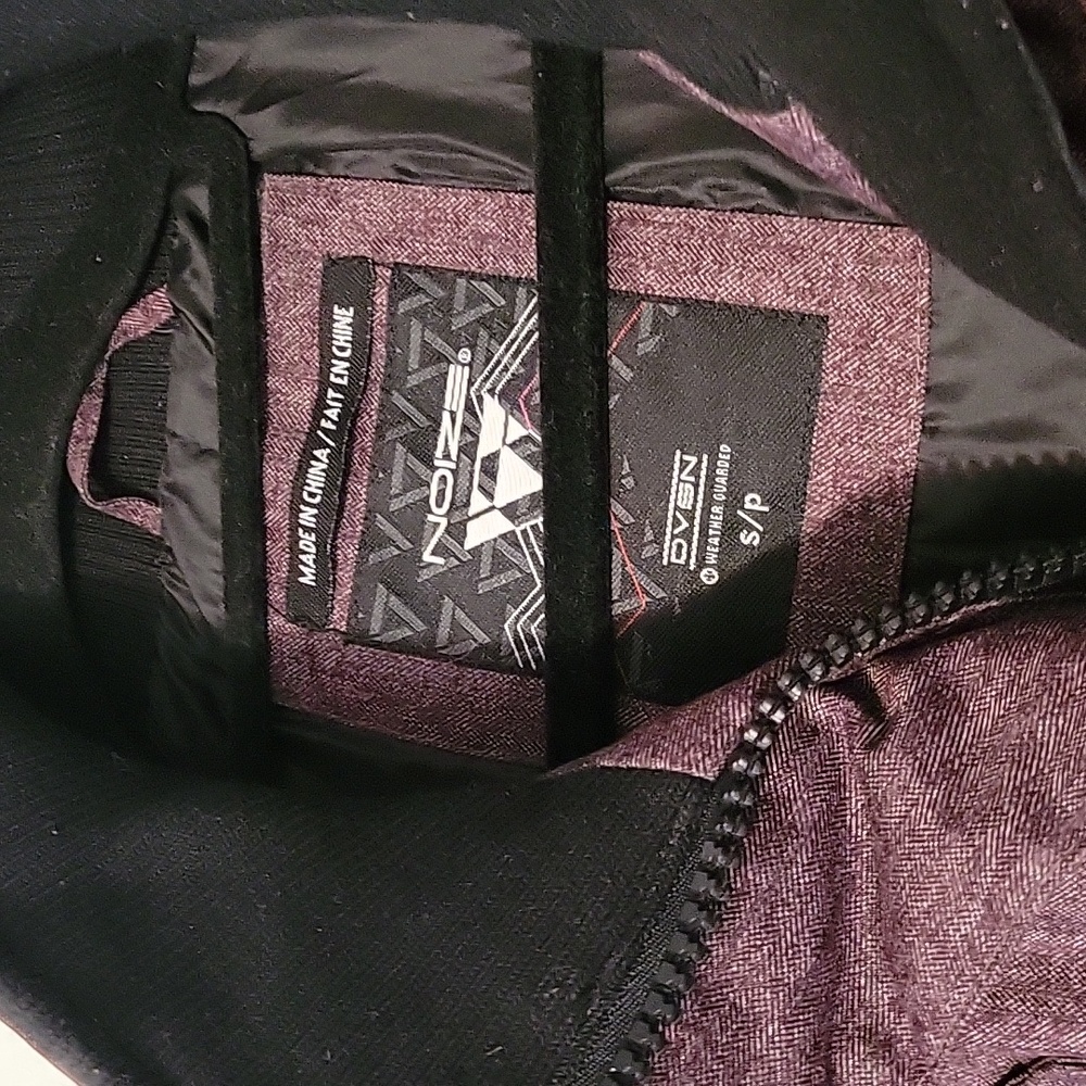 Women's Puffer Parka (Small) - Picture 8 of 10
